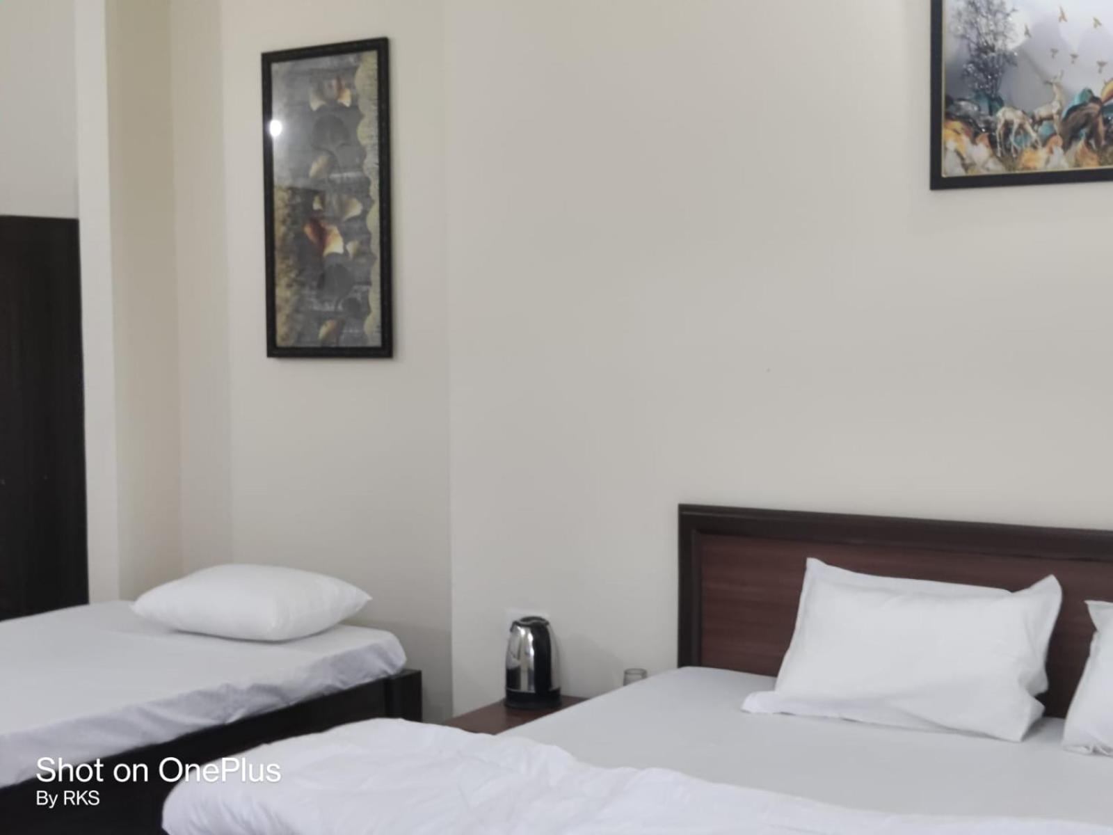 Osho Lifestyle Villa Lucknow Exteriör bild